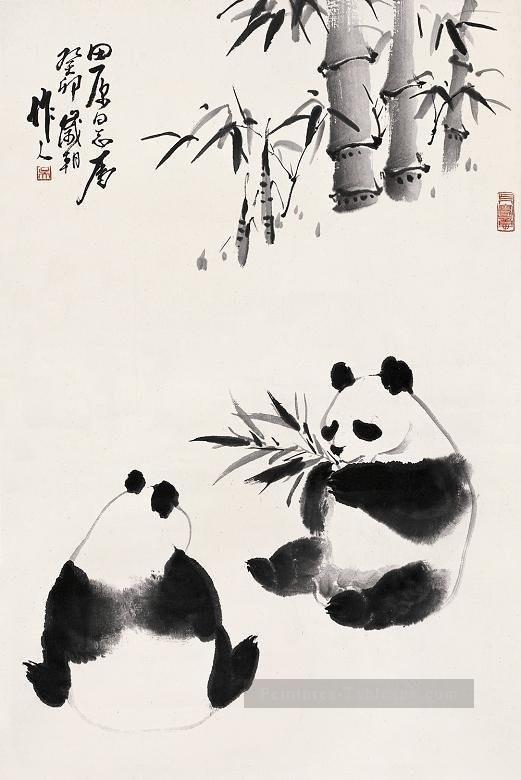 Wu Zuoren Panda mangeant de l’encre de Chine vieux bambou Peintures à l'huile